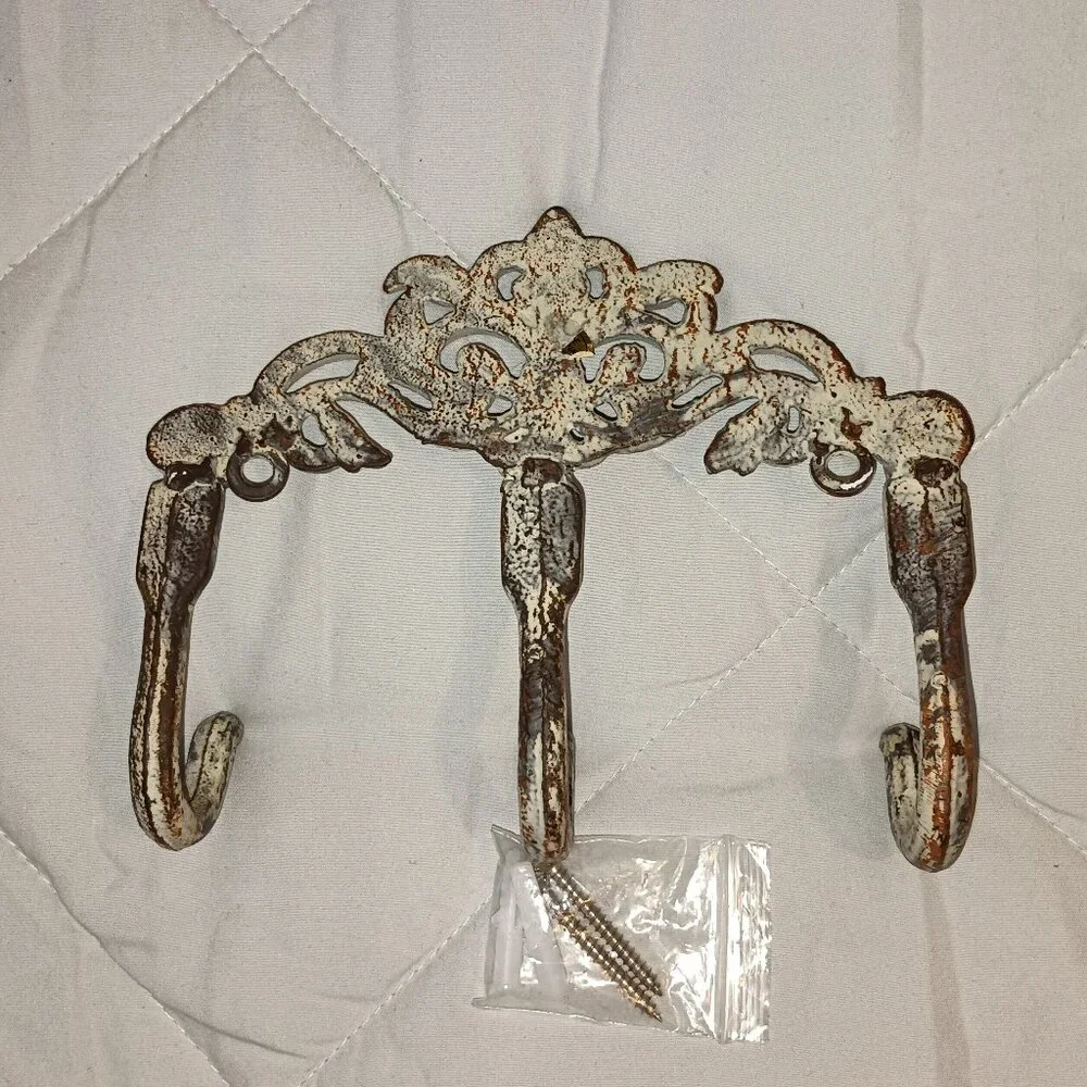Painted  Ornate  Farmhouse Cottage Cast Iron  3 Prong  Wall Hook